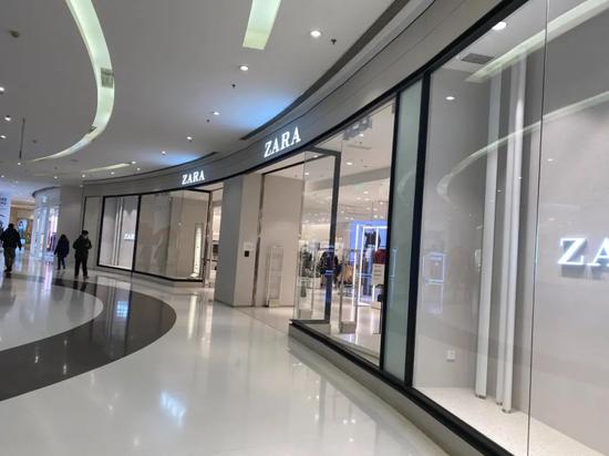 从大放异彩到裁员闭店：这届年轻人买衣服都不选快时尚了