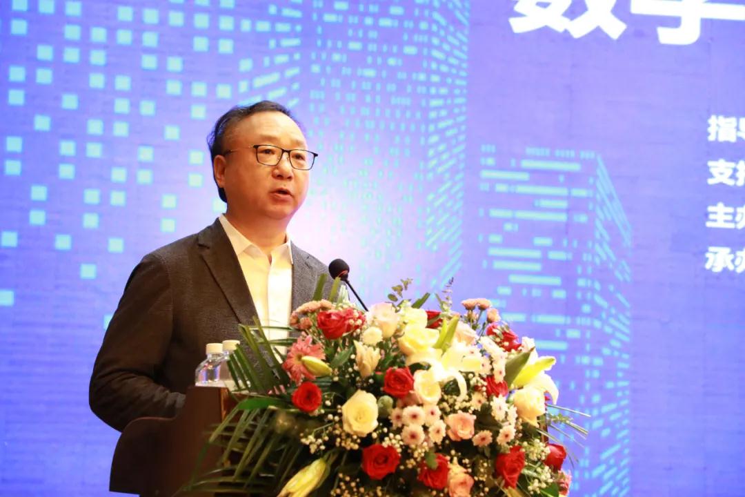 孙瑞哲：以直播电商为突破，系统推进纺织服装产业数字化转型
