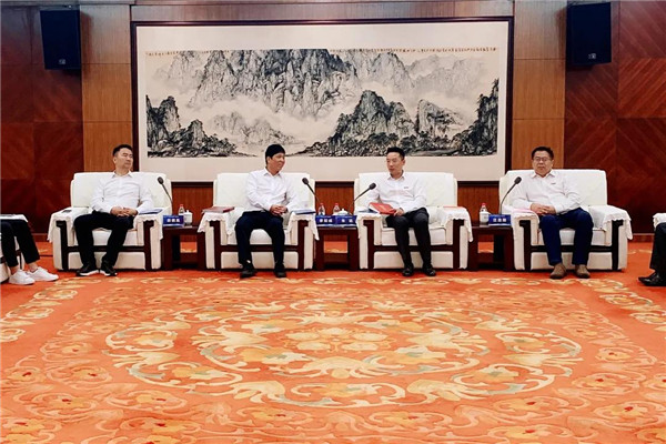 培养时尚人才，雅戈尔与宁大、申洲共建“一院一园”项目正式落地